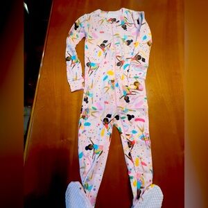 Girls size 2 tea the children’s place pink sleeper zipper front